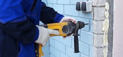 Монтаж стальной двери для частного предприятия